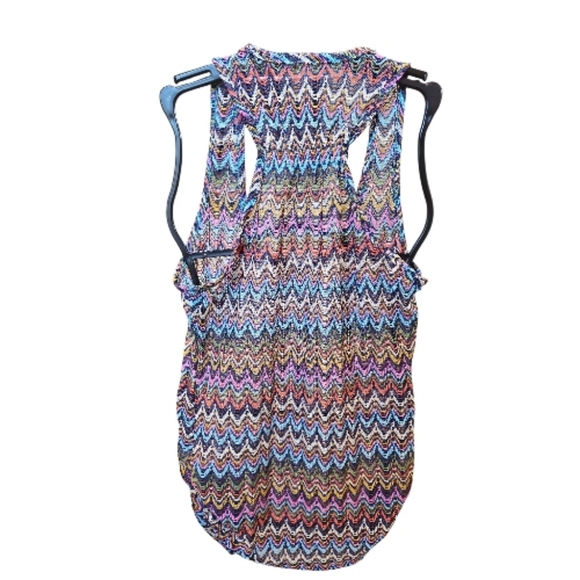 ☕ Colorful Chevron Pattern Tank Top - Picture 2 of 8